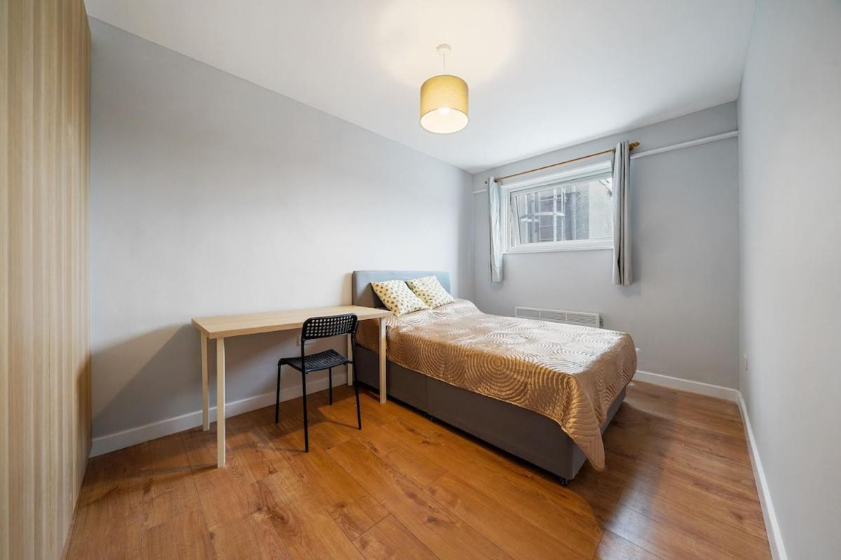 4 Bedroom Flat In Kensington Londres