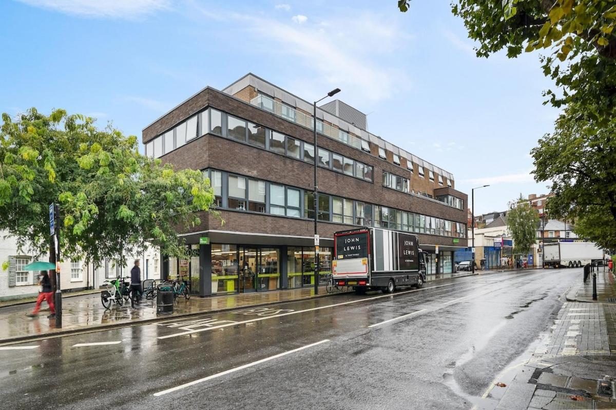Apartamento 4 Bedroom Flat In Kensington Londres