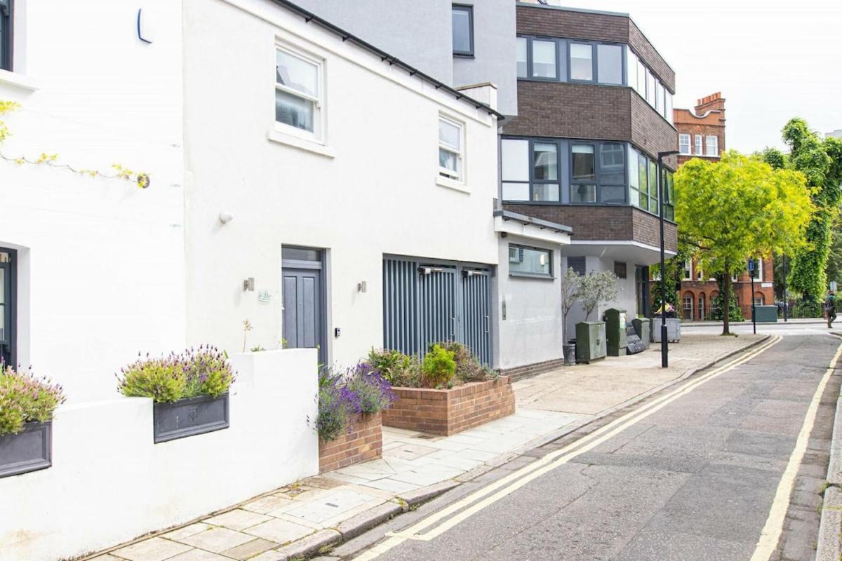 4 Bedroom Flat In Kensington - West Apartment *